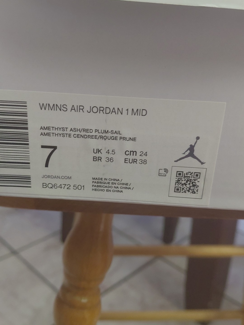 Brand New Jordan 1 Women's High-Top Sneakers in Purple&Light Gray - Picture 6 of 6